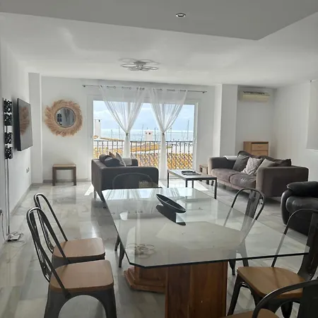 Puerto Banus Duplex Centric Waterfront 3 Bedroom Lägenhet Marbella