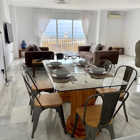 Puerto Banus Duplex Centric Waterfront 3 Bedroom Apartment *