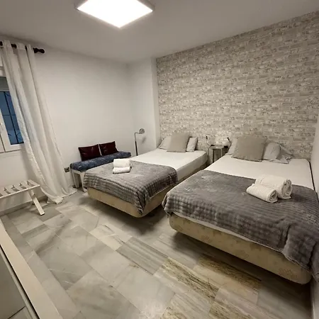 アパート Puerto Banus Duplex Centric Waterfront 3 Bedroom *