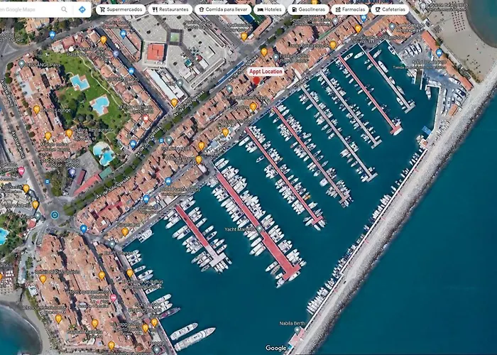 Puerto Banus Duplex Centric Waterfront 3 Bedroom * マルベーリャ