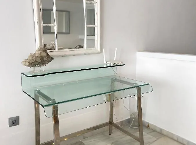 アパート Puerto Banus Duplex Centric Waterfront 3 Bedroom *