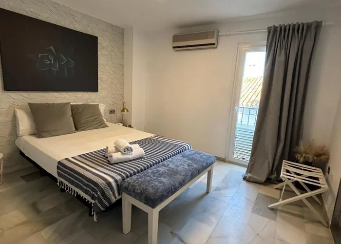 アパート Puerto Banus Duplex Centric Waterfront 3 Bedroom
