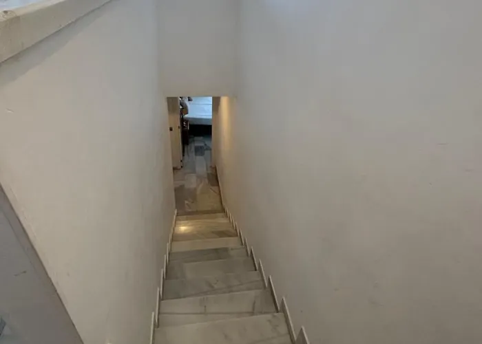 アパート Puerto Banus Duplex Centric Waterfront 3 Bedroom マルベーリャ